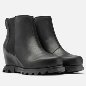 Sorel Joan Of Arctic Wedge III Chelsea Booties Lug Sole
